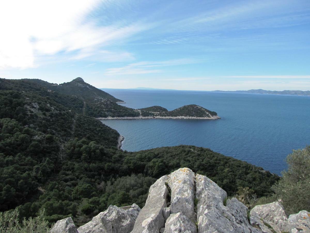 Apartments Luza Lastovo Eksteriør bilde