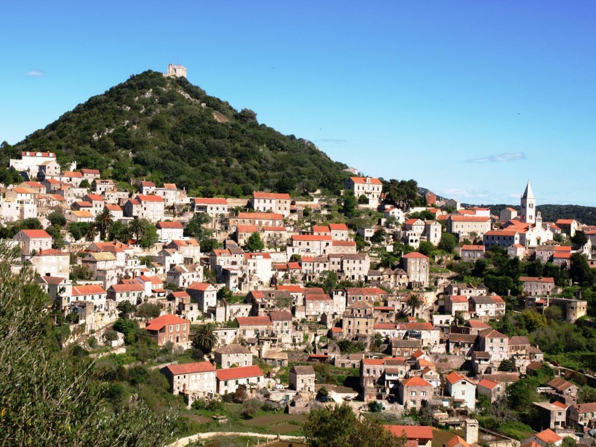 Apartments Luza Lastovo Eksteriør bilde