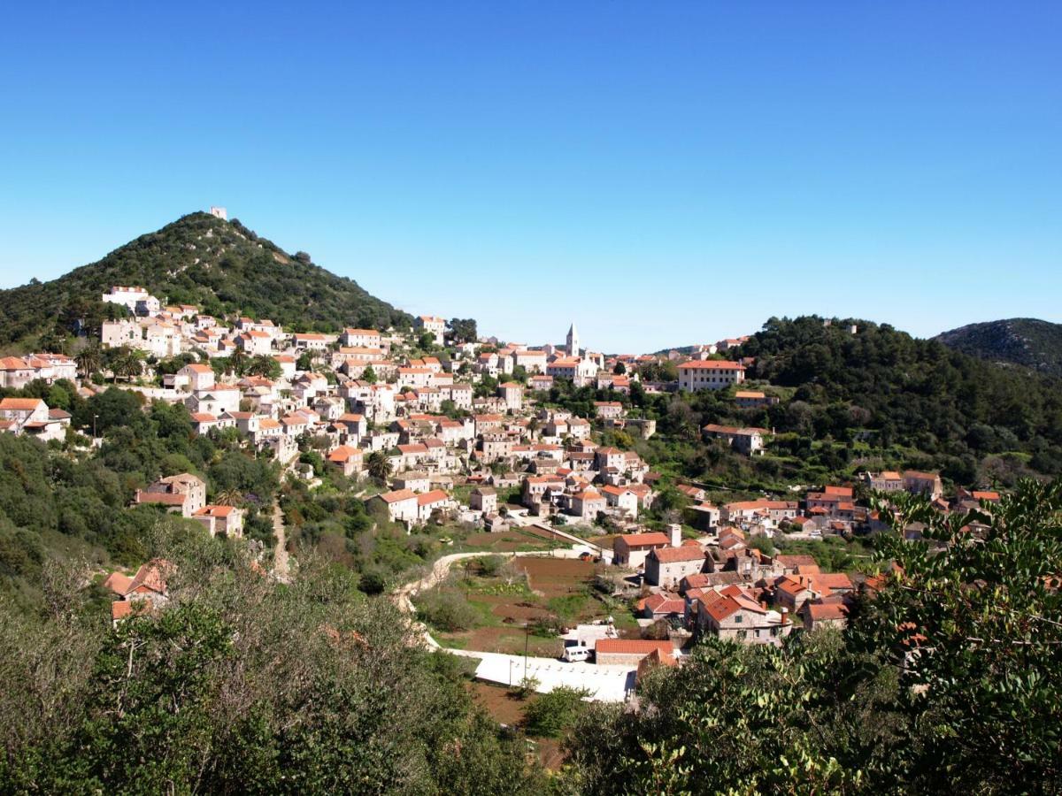 Apartments Luza Lastovo Eksteriør bilde